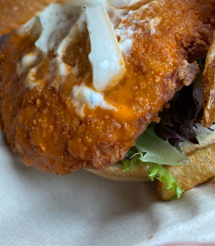 review photo of Mozzarella Fellas Buffalo Chik’n Sandwich shared by @leighamh7 on 23 Aug 2020 - review