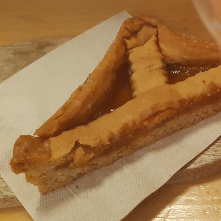 photo of Zazie Ferrara crostata vegana shared by @giulia4la on  23 Jun 2022 - review