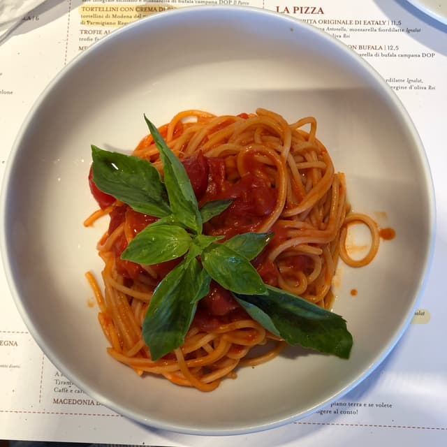 Foto del plato “spaghetto eataly”