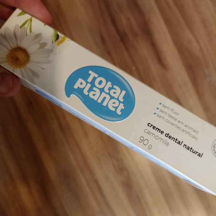 photo of Total planet Creme Dental Camomila 90g shared by @tafarelgrolli on  25 Jun 2022 - review