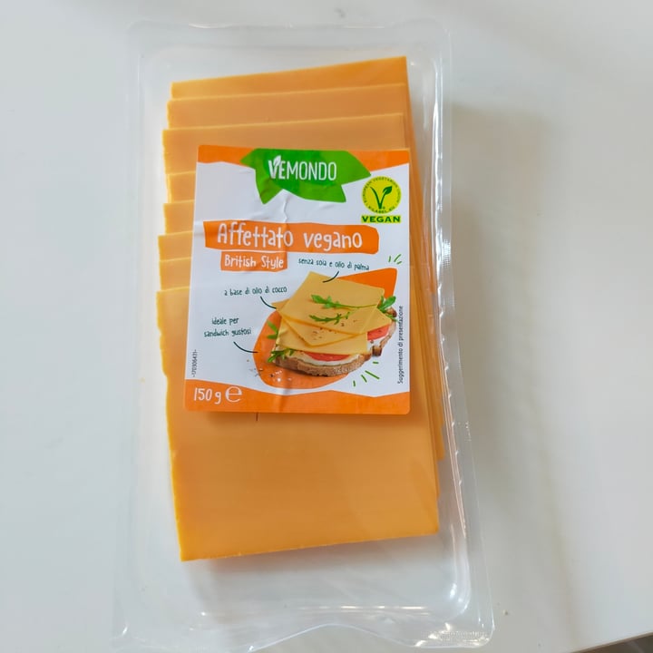 review photo of Vemondo Affettato Vegano British Style shared by @morenocolombo on 19 Aug 2022 - review