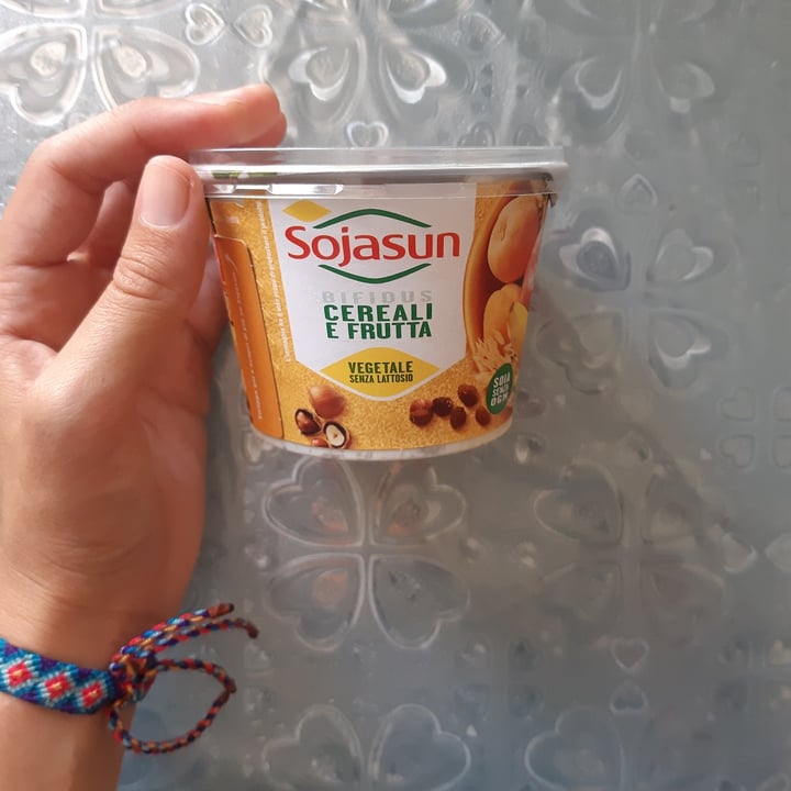 photo of Sojasun Bifidus Yogurt Cereali e Frutta shared by @elenadb on  24 Dec 2021 - review