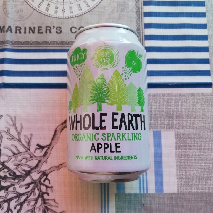 photo of Whole Earth Organic Sparkling Apple shared by @lauraiba on  13 Aug 2020 - review