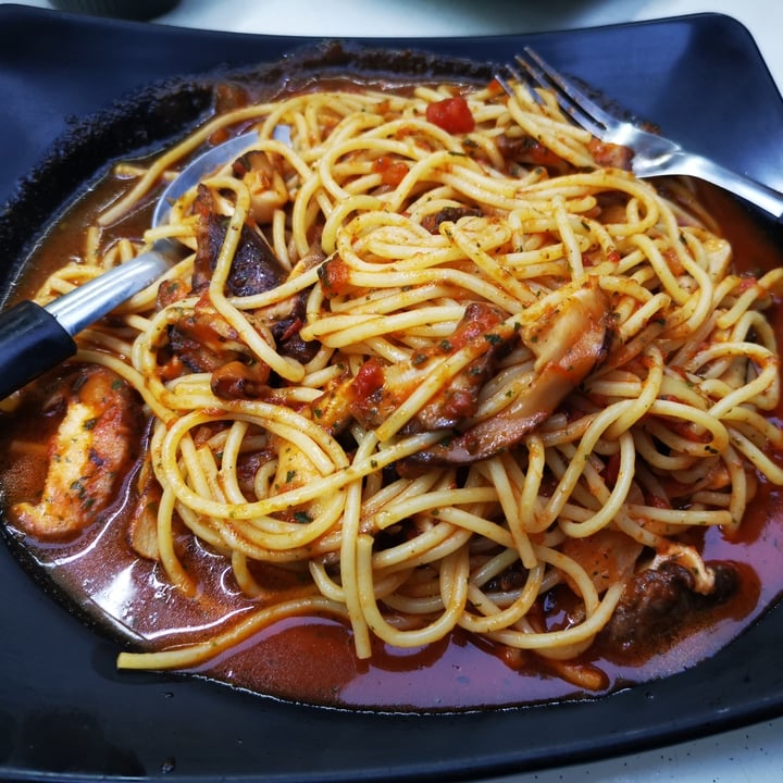 photo of FatBoi Western Tomato Pasta shared by @soyfarsoygood on  12 Jun 2022 - review