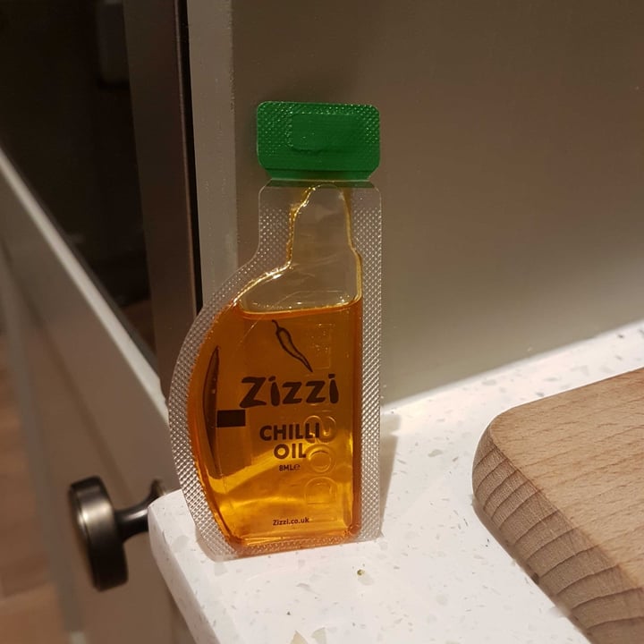 review photo of Zizzi Jackfruit Pepperoni Rustic Pizza shared by @dancingdolphin on 07 Dec 2022 - review