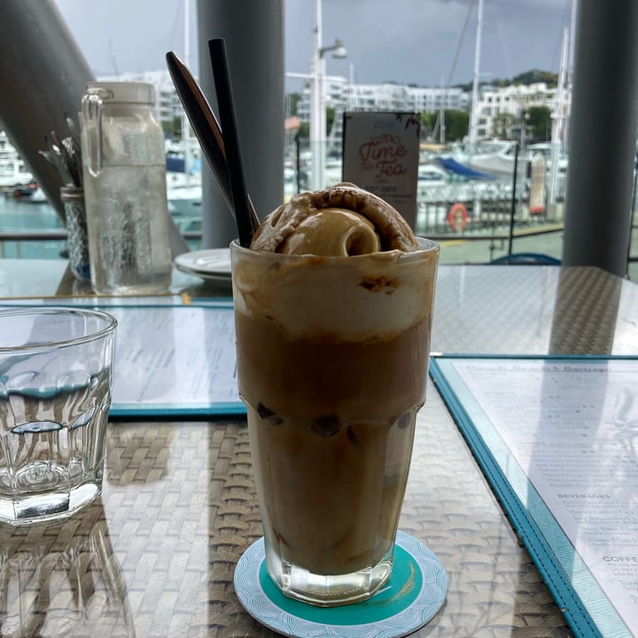 photo of Privé Keppel Coffee Vanilla Float shared by @fayeli on  28 Feb 2022 - review