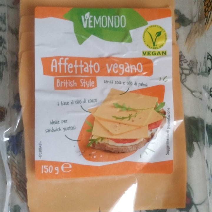 review photo of Vemondo Affettato vegano British style shared by @cecib on 21 Apr 2022 - review
