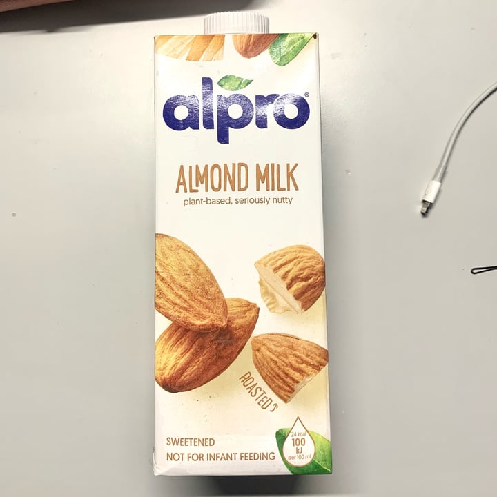 photo of Alpro Almond Milk shared by @tumimontshosi on  24 Nov 2021 - review
