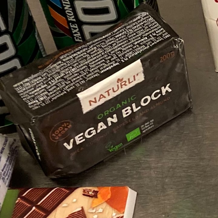 photo of Naturli' Naturli Organic Vegan Block shared by @frederikbuhrmann on  22 Dec 2020 - review