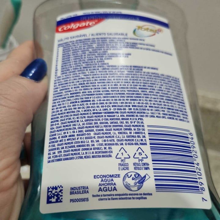 review photo of Colgate enxaguante bucal shared by @dianamolinari on 21 Jun 2022 - review