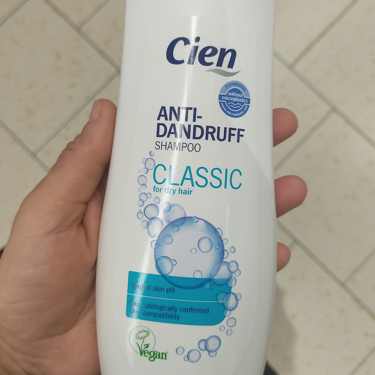 Cien Shampoo anti-dandruff classic Reviews | abillion