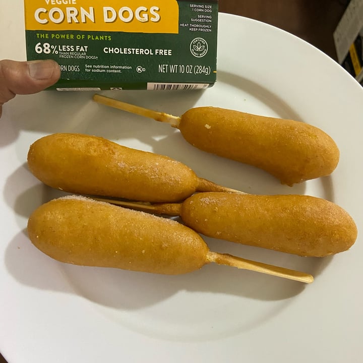 photo of MorningStar Farms Veggie Corn Dogs shared by @maumamu on  19 Oct 2021 - review