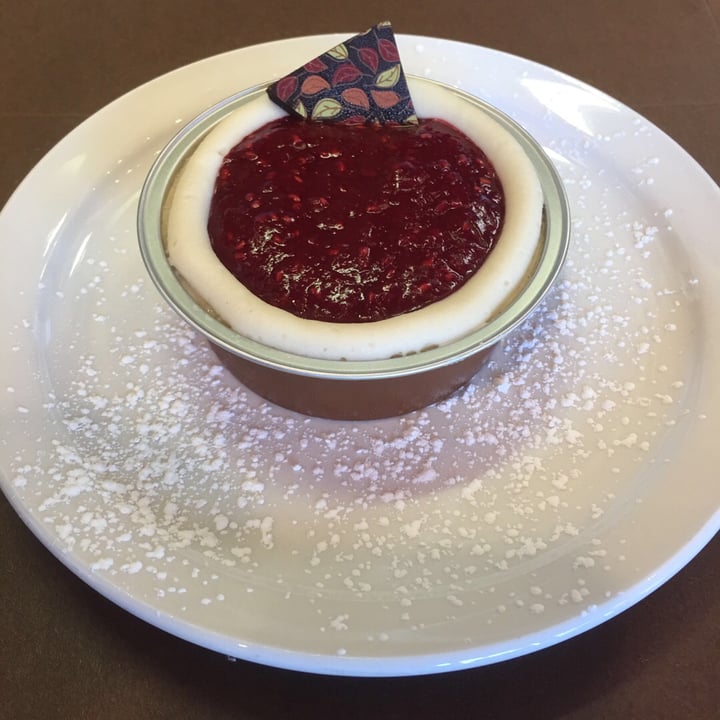 review photo of Sweet Life Patisserie Cheesecake shared by @sylviab on 08 Nov 2019 - review
