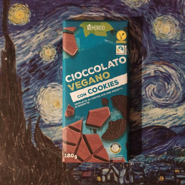 review photo of Vemondo Cioccolato vegano con cookies shared by @loplop83 on 17 Jan 2023 - review