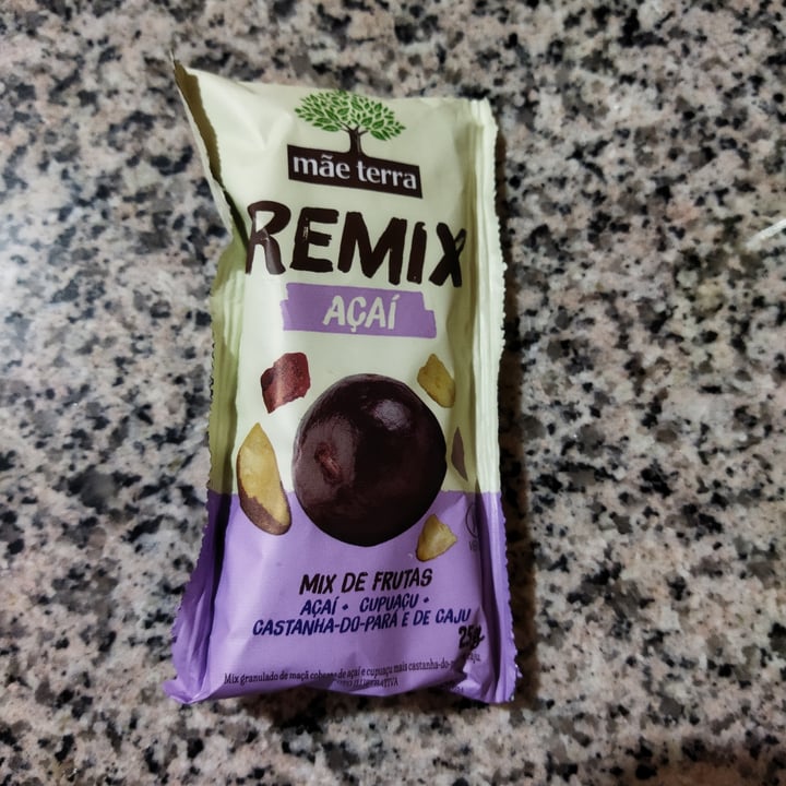 photo of Mãe Terra Mix de Frutas shared by @amyschneider on  17 Feb 2022 - review