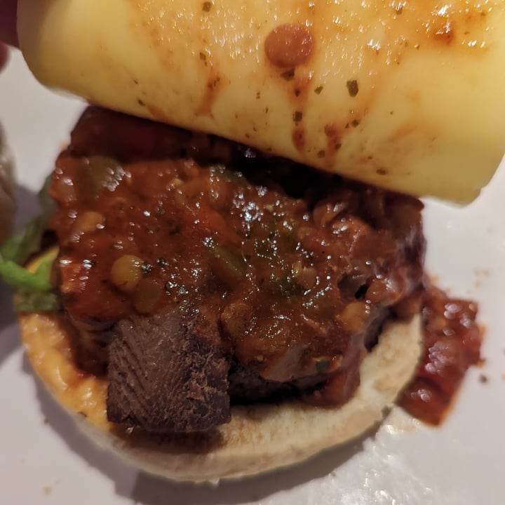 review photo of Oast & Squire Beefeater The Sloppy Joe Burger shared by @ryster on 23 May 2022 - review