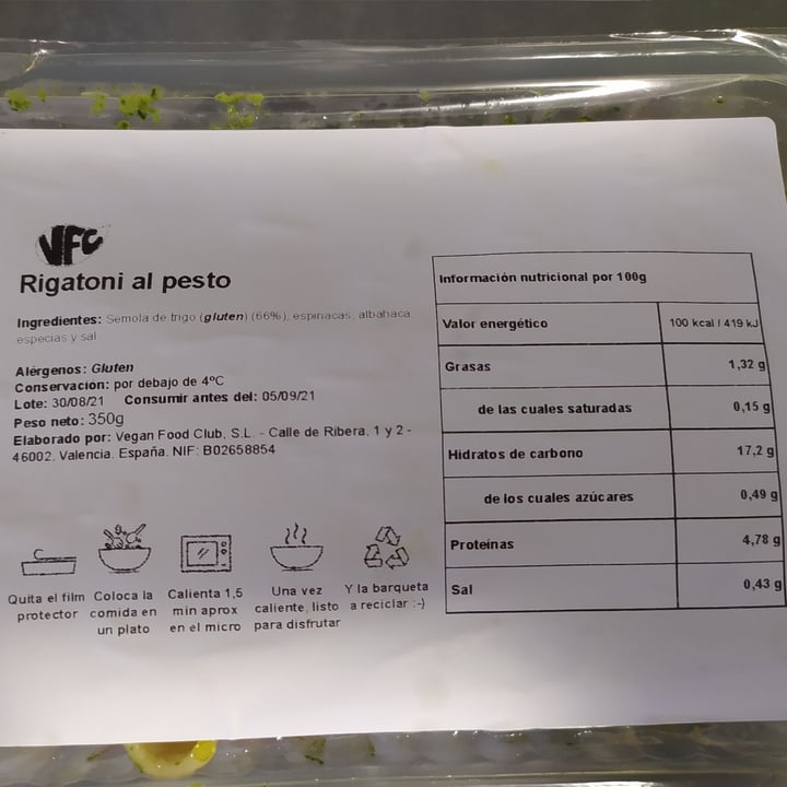 photo of Vegan Food Club Rigatoni al pesto shared by @loreaejcl on  02 Sep 2021 - review
