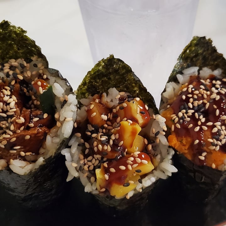 photo of Chef Kenny's Vegan Asian Cuisine Handrolls shared by @eriluc on  19 Jul 2022 - review
