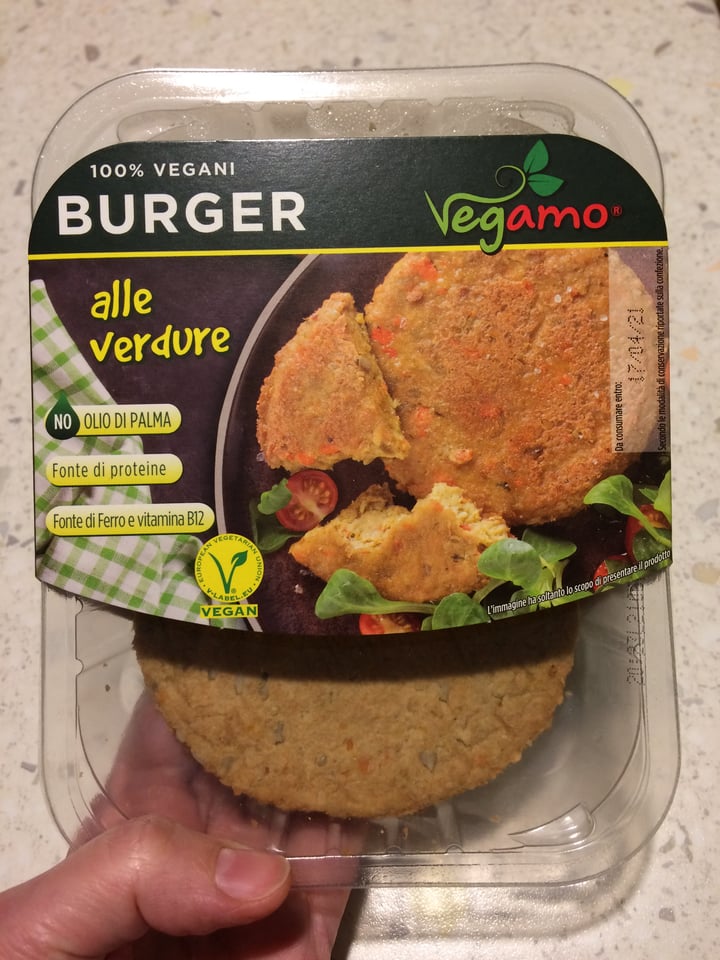 photo of Vegamo Burger alle verdure shared by @coloratantonella on  30 Mar 2021 - review