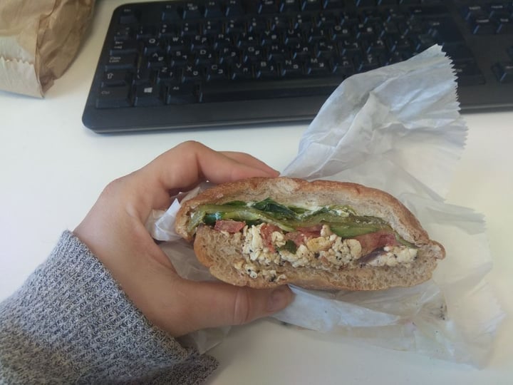 photo of Anastasia scrambled sandwich shared by @rudy on  06 Feb 2020 - review