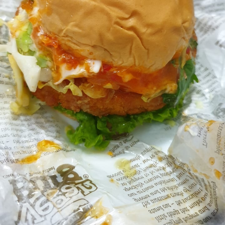 photo of VeganBurg Singapore Chili Krab Burger shared by @chrismemo on  22 Jul 2020 - review