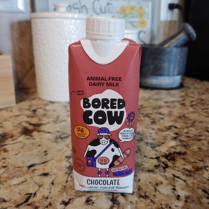 photo of bored cow Milk, Chocolate shared by @thundergleep on  08 Oct 2022 - review