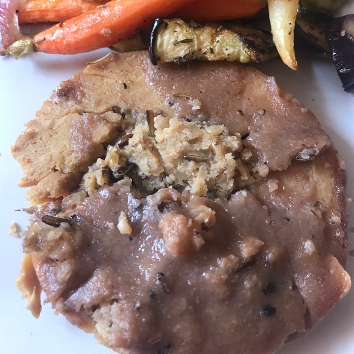 photo of Tofurky Plant Based Holiday Feast shared by @veganmarcy on  03 Jan 2021 - review