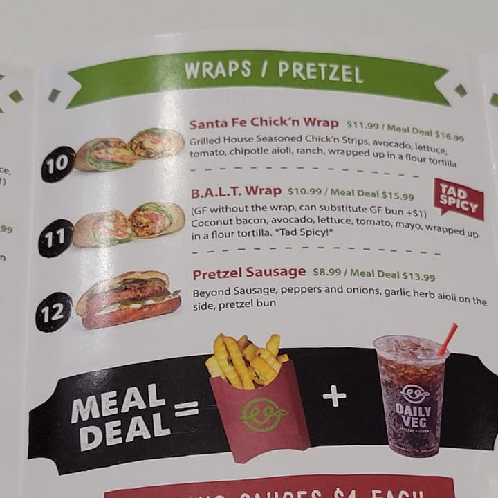 photo of Daily Veg Santa Fe Chik'n Wrap shared by @skyepie on  28 Sep 2022 - review
