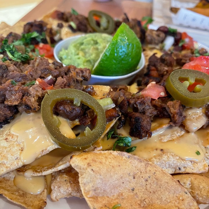 photo of Flax and Kale La Roca Nachos supremos shared by @ansalvat on  24 Aug 2022 - review