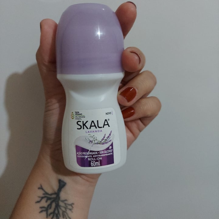 review photo of Skala Desodorante Antitranspirante Skala Leite De Arroz E Rosas shared by @carolinalima on 26 Apr 2022 - review