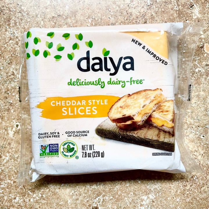 photo of Daiya Cheddar slices shared by @monikitty on  25 Oct 2022 - review