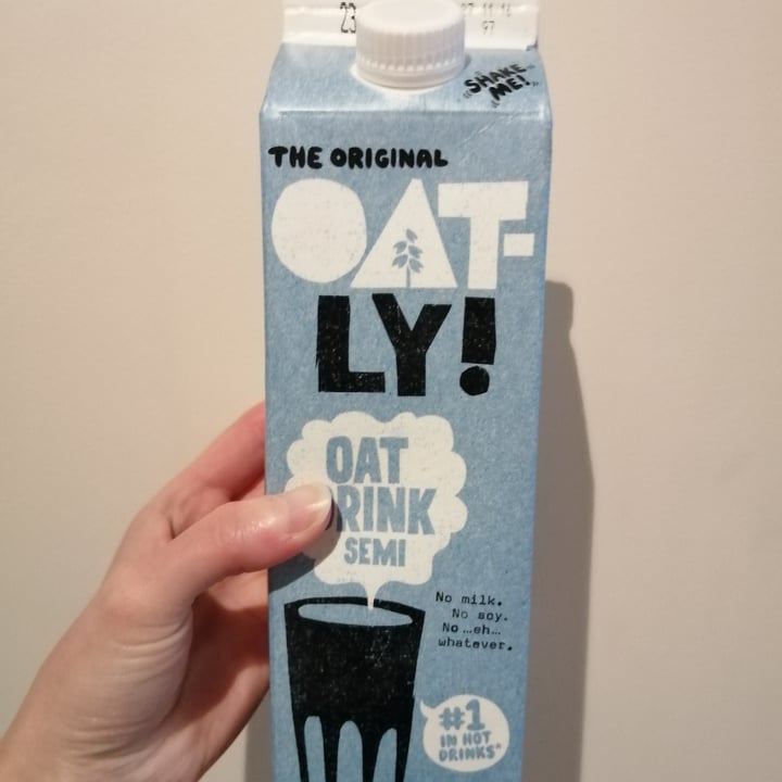 photo of Oatly Oat Milk Semi shared by @prodie on  24 May 2020 - review