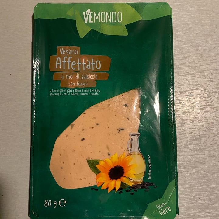 photo of Vemondo Affettato Vegano Con Funghi shared by @alicelovestheanimals on  07 Feb 2022 - review