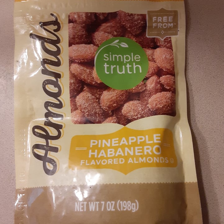 photo of Simple Truth Pineapple Habanero Almonds shared by @wespenland on  20 Aug 2020 - review