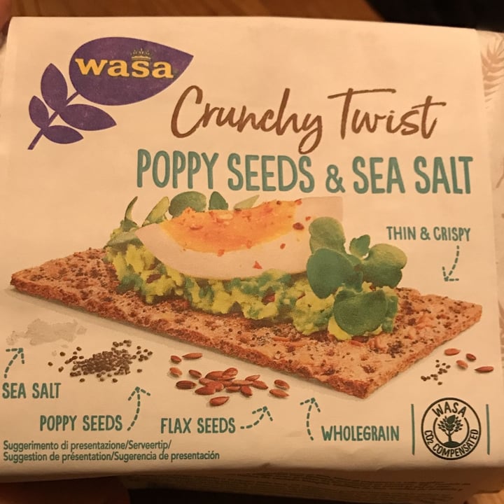 photo of Wasa crunchy twist poppy seads and sea salt shared by @alemorgana on  26 Aug 2022 - review