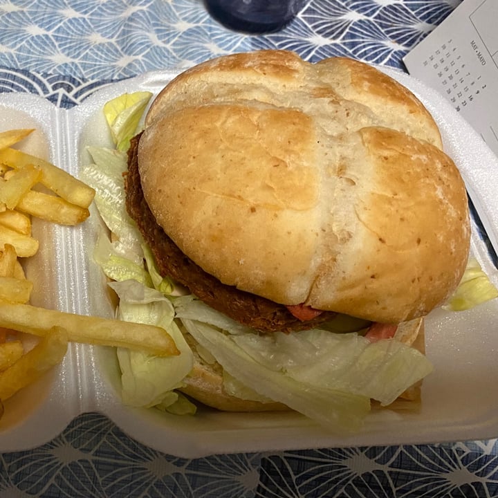 review photo of Yecla 33 Vegan Burger Menphis shared by @lauragdegato on 14 Jun 2021 - review