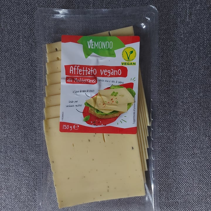 review photo of Vemondo Affettato vegano alla Mediterranea shared by @elimeow on 10 Jan 2022 - review