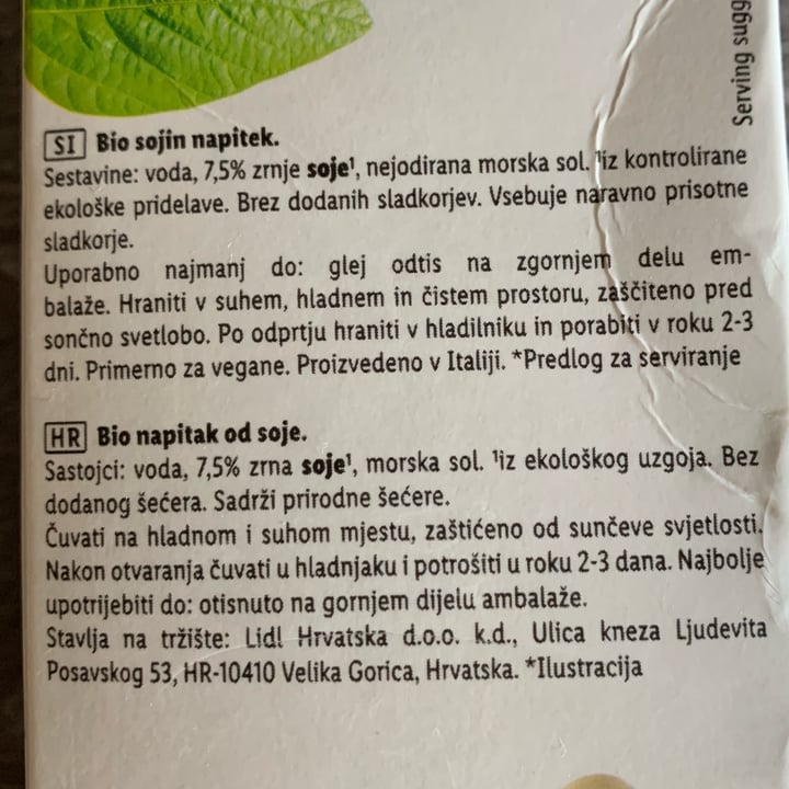 photo of Vemondo Bio Soy Drink - No Added Sugar shared by @slovenianveganfinds on  08 Aug 2022 - review