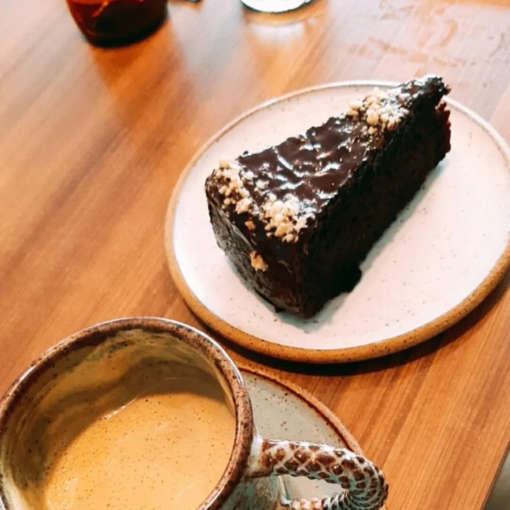 review photo of Shosholoza Torta mojada de chocolate shared by @mishely on 21 Dec 2021 - review
