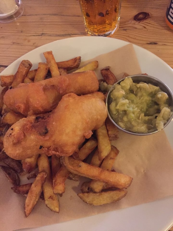 photo of Mono Battered Sausage Supper shared by @sarachristina on  06 Jan 2020 - review