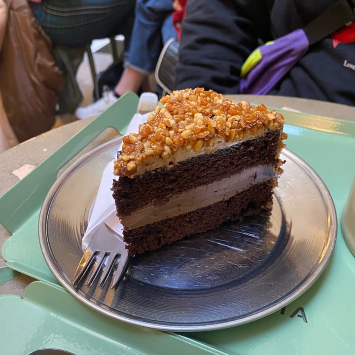 review photo of Bioma Plant Based Café Belgrano Torta Reese shared by @mferchitag on 08 Sep 2022 - review