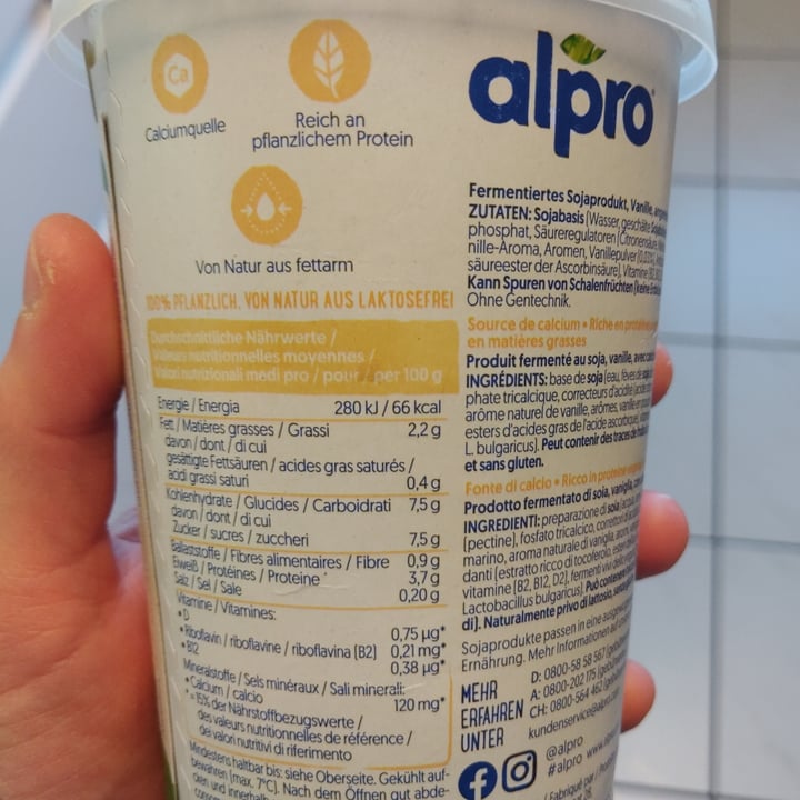 photo of Alpro Sojajoghurt Vanille shared by @saechsine on  29 May 2022 - review