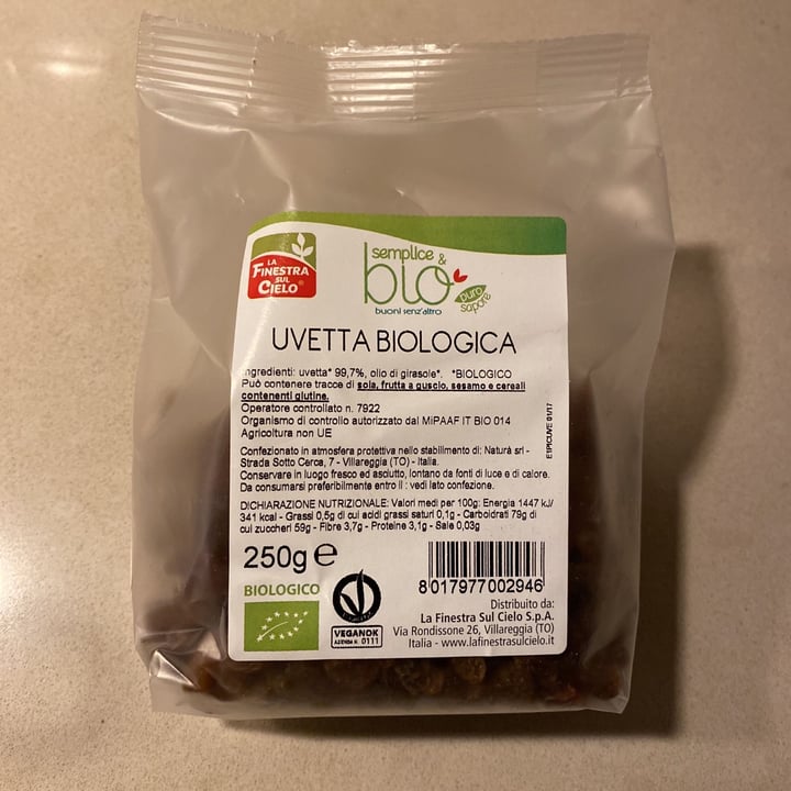 photo of La Finestra Sul Cielo Uvetta biologica shared by @dianinanio on  21 May 2021 - review