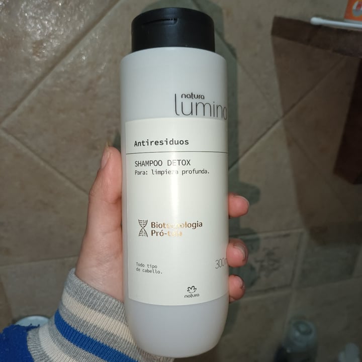 photo of Natura Shampoo Detox Limpieza Profunda LUMINA shared by @agosarancibia on  02 Jul 2022 - review