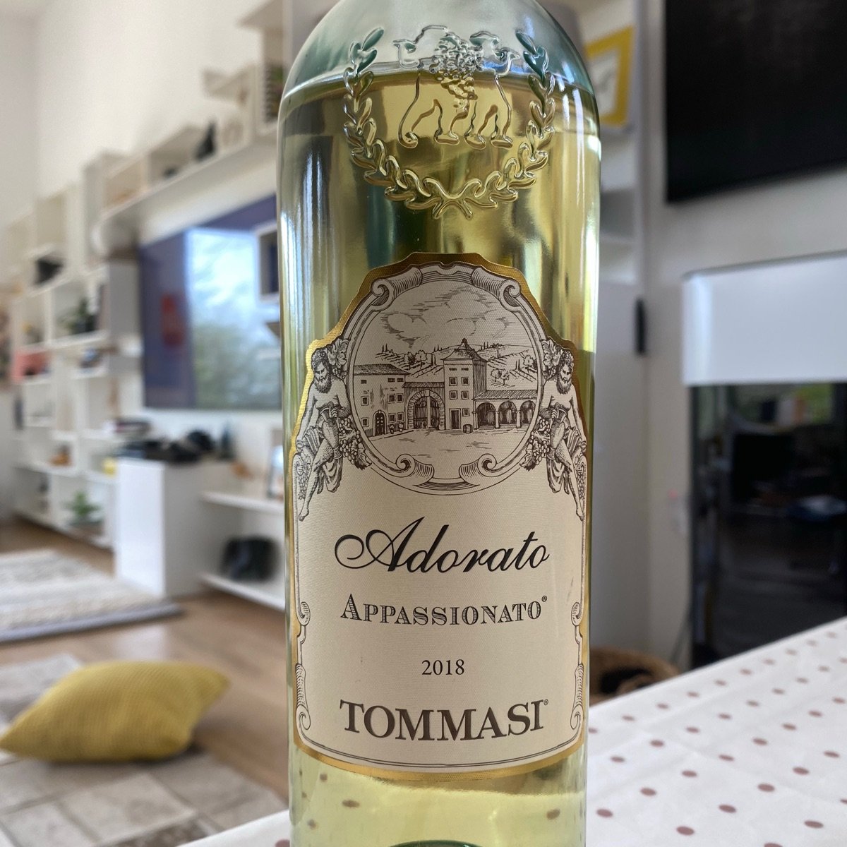 Tommasi Adorato Appassionato white wine Review | abillion