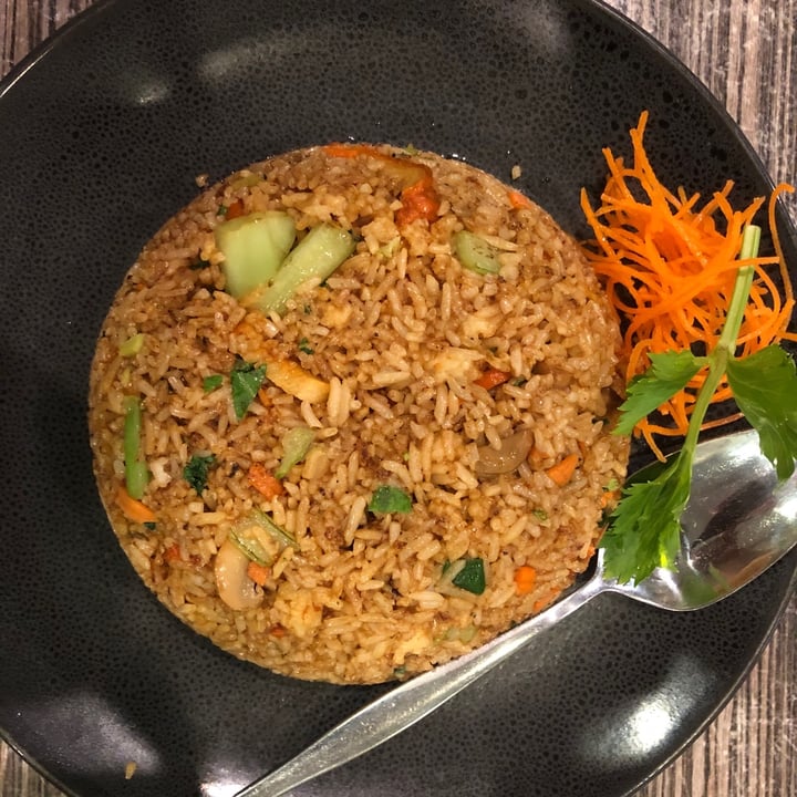 photo of Hometown Kitchen Vegan Fried Rice shared by @jozhade on  13 Jan 2020 - review