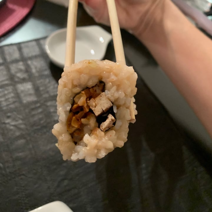 photo of Vegan Sushi Sushi Vegano shared by @canica on  11 May 2020 - review