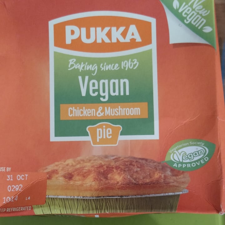 review photo of Pukka Pies Chicken & Mushroom Pie shared by @adona on 08 Nov 2020 - review