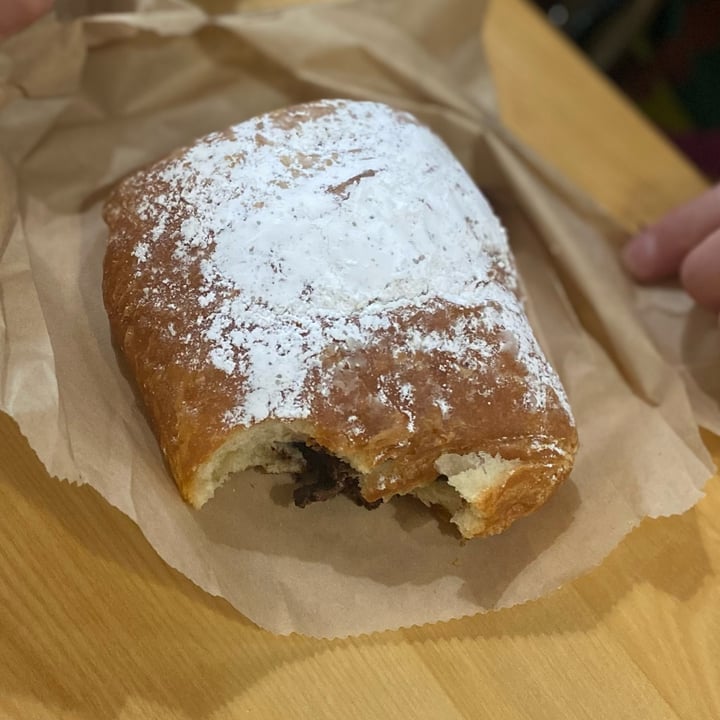 photo of Sweetpea Baking Co. Pain Au Chocolat shared by @knorthway on  31 May 2022 - review