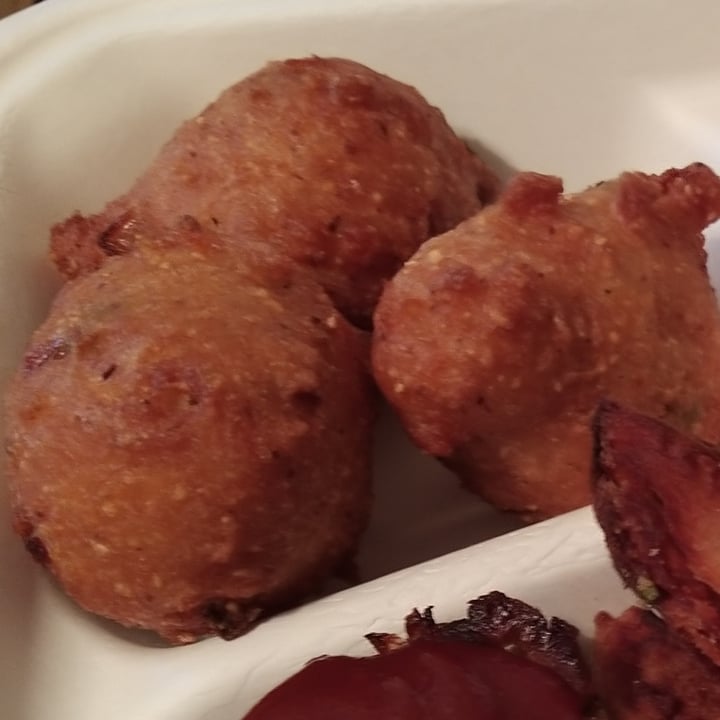 photo of Cornbread Cafe Hush Puppies With Cajun Remoulade shared by @onionkraut on  16 Jan 2022 - review
